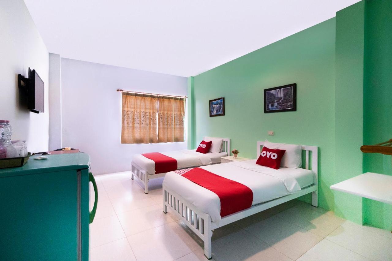 OYO 632 Thanagrit Apartelle Tha Mai Exterior foto